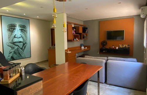 Patos de Minas Apartment | MODERN APARTMENT IN THE CENTER OF PATOS DE MINAS, AIR CONDITIONED AND WITH EXCLUSIVE ENTRANCE.