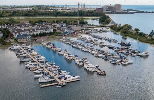 Pickering Apartment | "Modern & Bright 2BR Retreat in Pickering – 12 mins from Waterfront!"