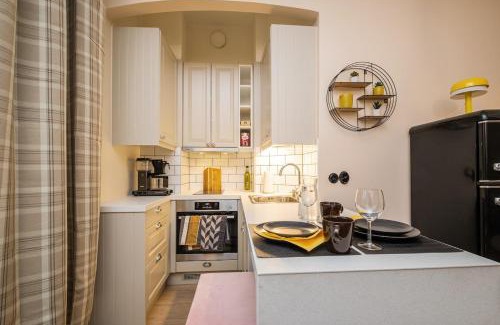 Kaisaniemi Apartment | Modern & Bright Central Helsinki