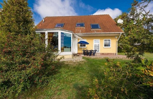 Fuhlendorf House | modern, bright house near the beach