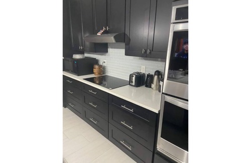 Pine Hills House | Modern built yr. 2021 4 B/R 2 bath 2,765 sq ft. near Orlando’s main attractions!