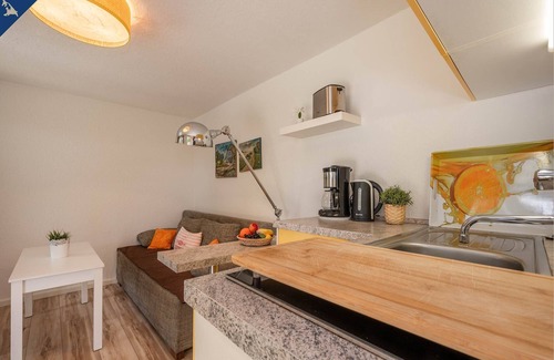 Luetow Apartment | Modern bungalow in Lütow on the Achterwasser with terrace and jetty access