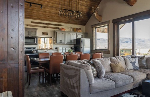 Gunnison Cabin | Modern Cabin at Blue Mesa, INCREDIBLE VIEWS, 40min from BLK CNYN