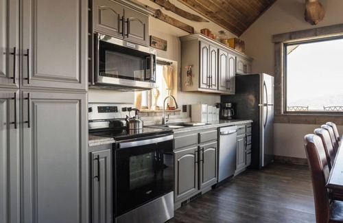 Gunnison Cabin | Modern Cabin at Blue Mesa, INCREDIBLE VIEWS, 40min from BLK CNYN