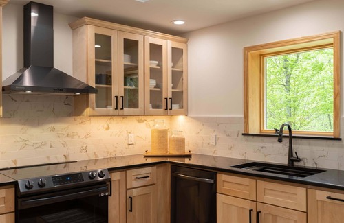 Cairo House | Modern Catskills Retreat with Creek & Fire Pit