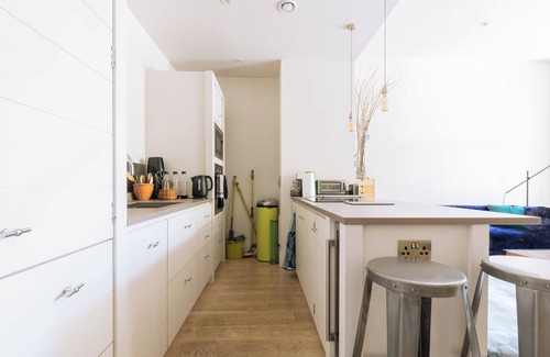 Saint Paul's Apartment | Modern & Central 2BD Flat - Broadmead
