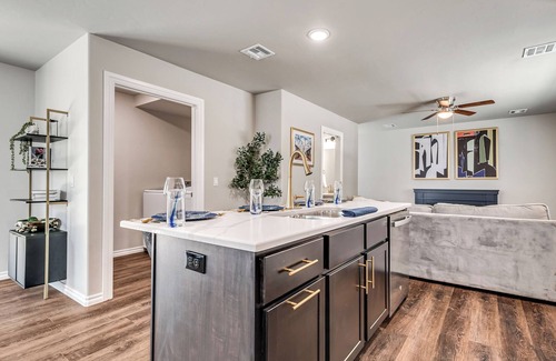Central Oklahoma City House | Modern & Central 3BR Home in Central OKC – Ideal for Long-Term Stays