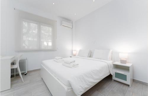 Pangrati Apartment | Modern & Central Apt in Athens