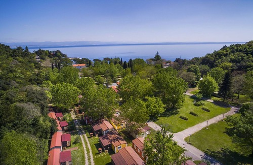 Medveja Ski Chalet | Modern chalet 9 km south of Opatija