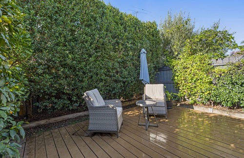 Kensington House | Modern Charm Meets Inner Convenience