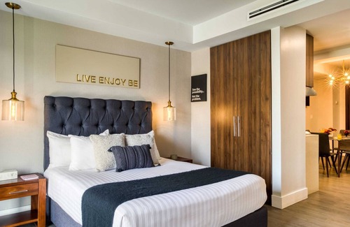 Zona Rio Apartment | Modern & Chic Apt | Gym+Cinema+24/7 Service