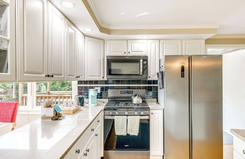Clarence Apartment | Modern Clarence Home on Main Street!