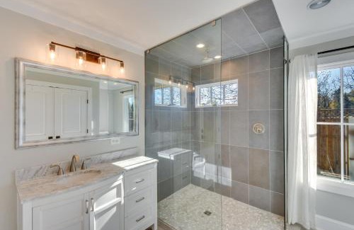Clarkesville House | Modern Clarkesville Cottage with Decks and Patio!