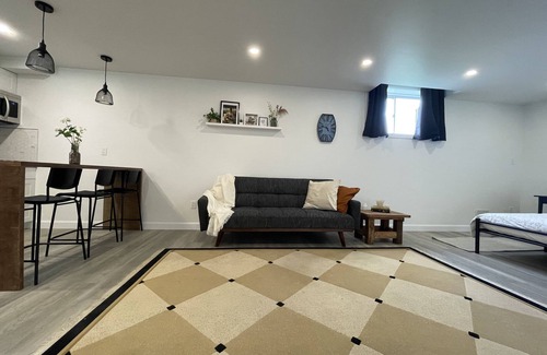 Ilderton Apartment | Modern, Clean and Cozy Brand New Studio Apartment