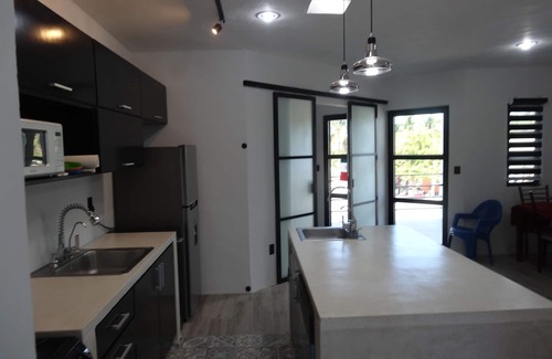 Chelem House | Modern, close to beach, convenient location