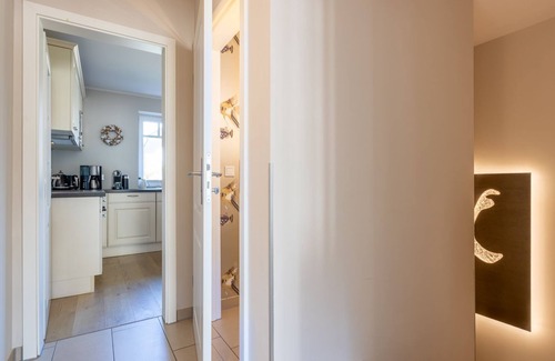Westerland Apartment | Modern. Close to the beach. Terrace. - House Nordmarkgarten