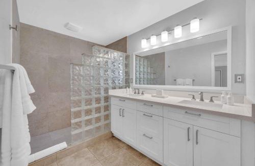 Bel Air House | Modern Coastal Style Beach Proximity Heated Pool Tranquility Ocean Mist Key RESlDENCES