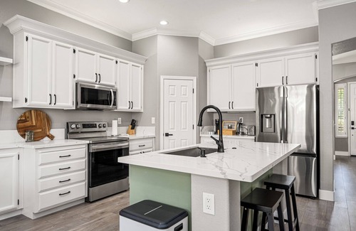 Lincoln House | Modern & Comfortable Lincoln Home with Luxury Master Bedroom