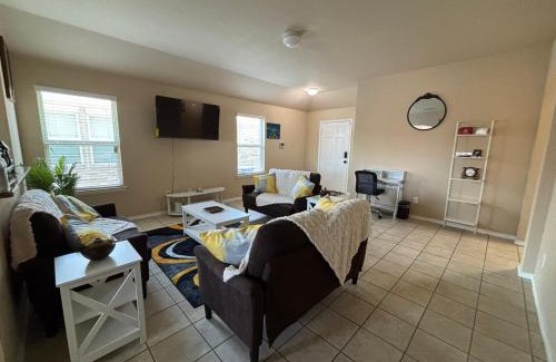 Princeton House | Modern & Comfy 4-Bedroom Home with King Bed, Workspace, & Fast Wi-Fi