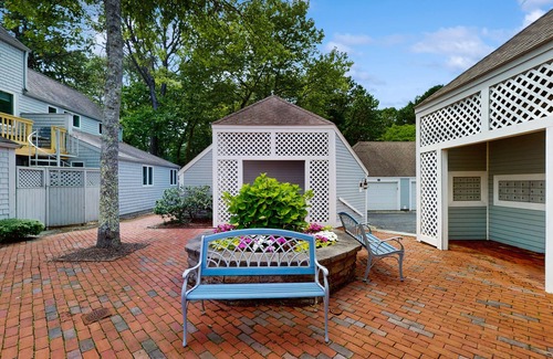 Mews Village Condo | Modern condo near golf & beach with AC, deck, W/D and board games