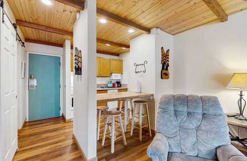 South Lake Tahoe Condo | Modern condo on the lake with pool, hot tub & balcony - short walk to the beach