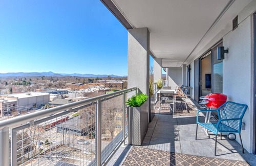 Downtown Asheville Condo | Modern Condo on South Slope with EV Charger and Two Parking Spaces