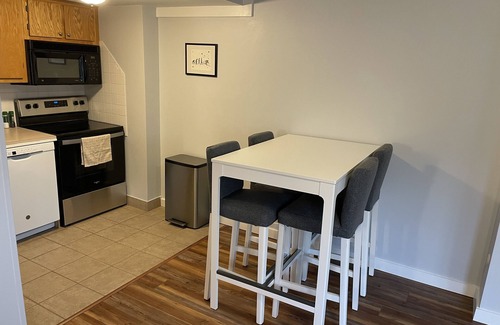 Snowshoe Condo | Modern Condo Ski In/Ski Out with Night Skiing - 2 Beds/Full Bath, Full Kitchen