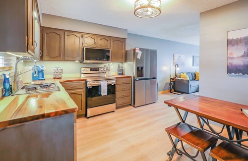 Cloudcroft Condo | Modern condo walking distance to EVERYTHING.