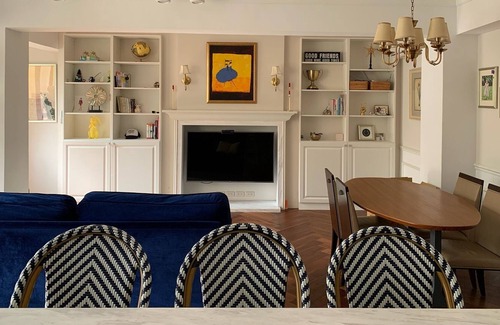 Daan Apartment | Modern Contemporary Da’an Park 3 bedroom Home
