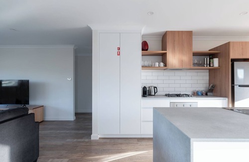 Newstead House | Modern & Convenient in Newstead