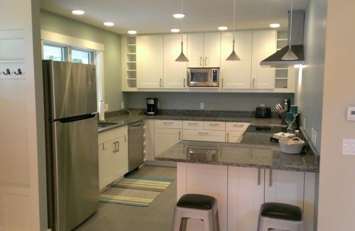 Leland Cottage | Modern Cottage In A Great Leland Location