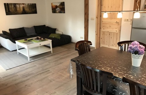 Neu Poserin House | Modern Cottage near Lake in Neu Poserin