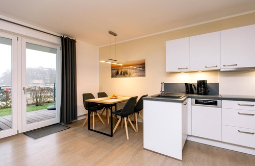 Plau am See Apartment | Modern, cozy 2-room apartment with wood-burning stove and lake view House 7 No 85