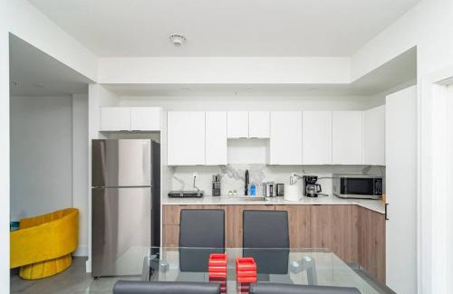 East Little Havana Apartment | Modern Cozy 2BR Oasis with King Beds Near Marlins Park & Brickell