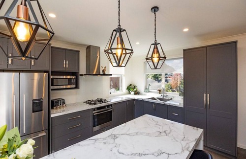 Palmerston North House | Modern, Cozy and Spacious Home near City Centre
