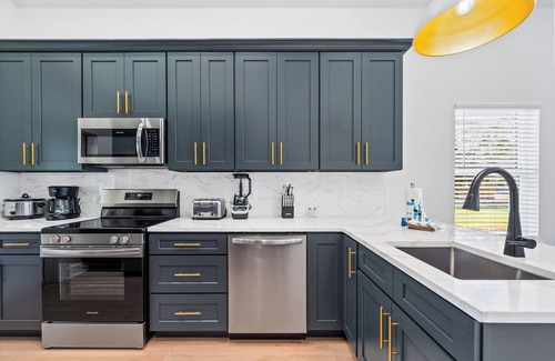 Foley House | Modern, Cozy and Spacious Home in Foley Alabama.
