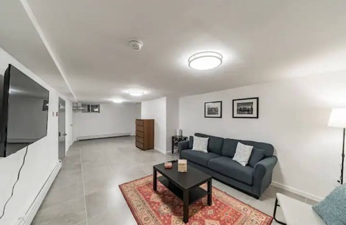 Queens Apartment | Modern & Cozy Duplex Apt Near Mnhttn~Park Views
