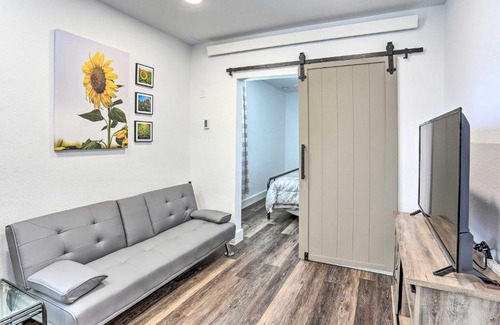Custer Apartment | Modern Custer Apt - Walk to Shops and Dining!