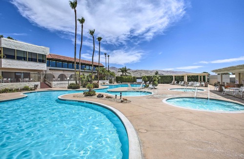 Desert Hot Springs Condo | Modern Desert Hot Springs Condo w/Pool Access!