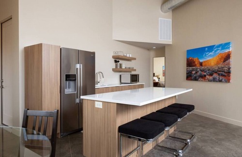 Kayenta Condo | Modern Desert Dwelling, Pet Friendly