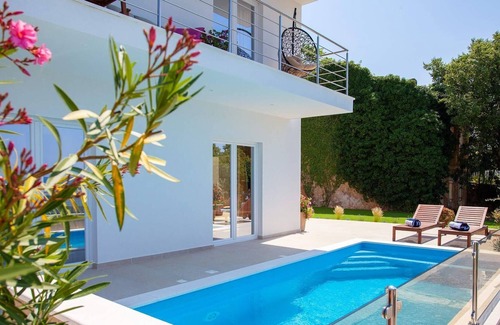 Klanfari Cabin | Modern-design villa with private pool and sea view near Crikvenica