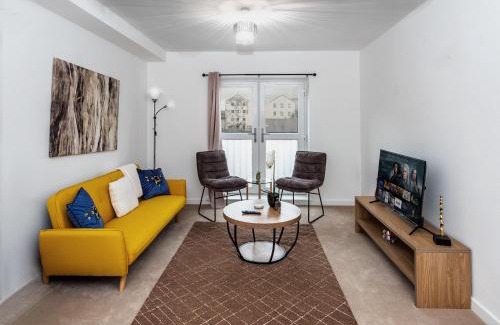 Preston Apartment | Modern Downtown Gem- Brand New Apartments on Cannon St