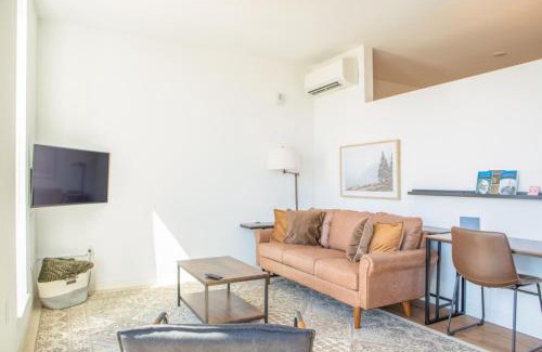 Yankee Hill Apartment | Modern East Side 1BR Apt with Balcony, Pool, and Gym