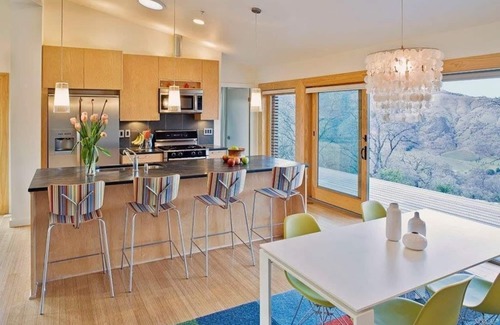 California Wine Country House | Modern ecochic luxe indoor/outdoor getaway- mountaintop views & hot tub!