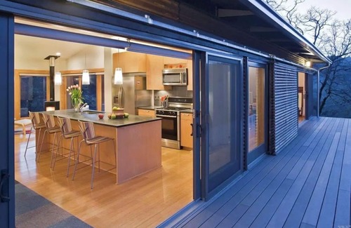 California Wine Country House | Modern ecochic luxe indoor/outdoor getaway- mountaintop views & hot tub!