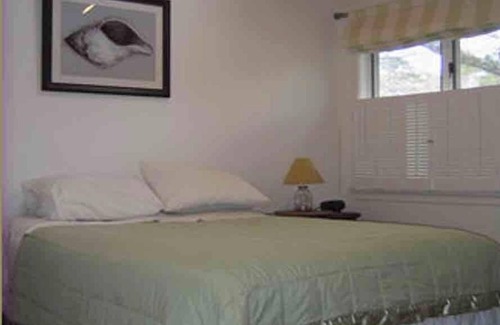 Edgartown House | Modern Edgartown Condo Close to Town & Beach and Private Pool
