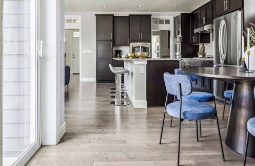Stapleton House | Modern Elegance | Pool Table | Walkable Area