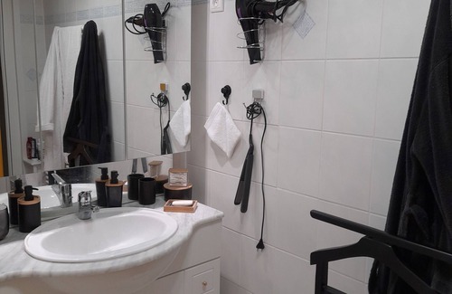 Saint-Rambert-en-Bugey Apartment | Modern, fully-equipped apartment
