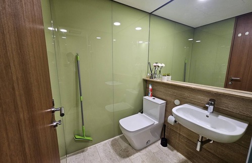 Golden Triangle Condo | Modern Family-3BR W/2BA-Suite-Neighbouring KLCC, Kuala Lumpur, Malaysia