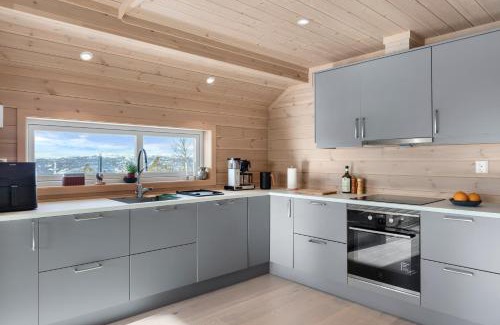 Kroderen House | Modern Family Cabin at Norefjell - Views and Hiking